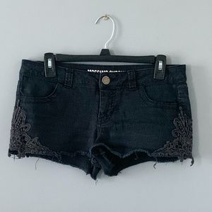 Mossimo Supply Co. Black Shorts Size 9 Junior